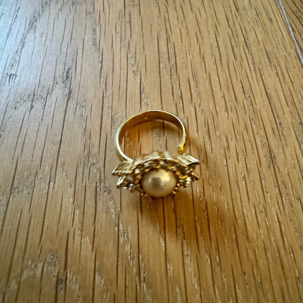 Dior Gold Color Ring with Pearl Accent - Picture 2 of 7
